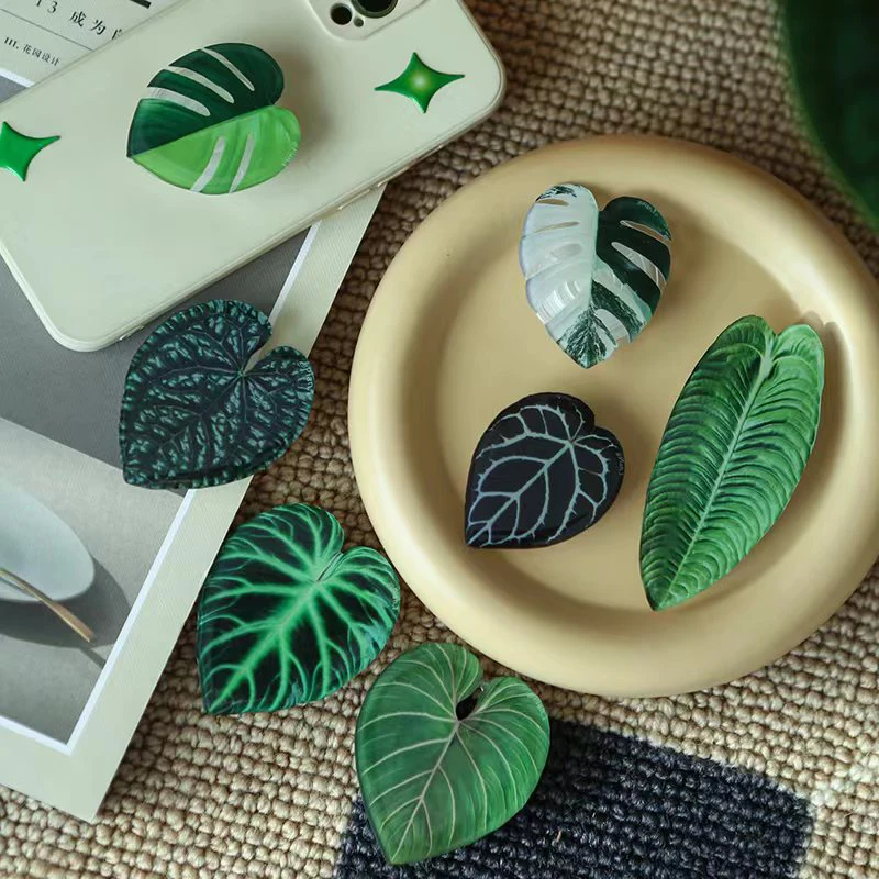 Glossy Simulation Leaf Phone H - огляд і ціна Phone Accessories Vending Machine